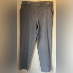 Max Studio Black and White Patterned Pants